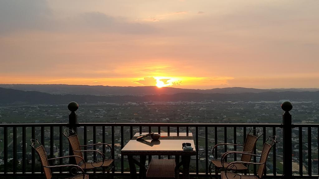 Chi House Hotel Miaoli Kültér fotó